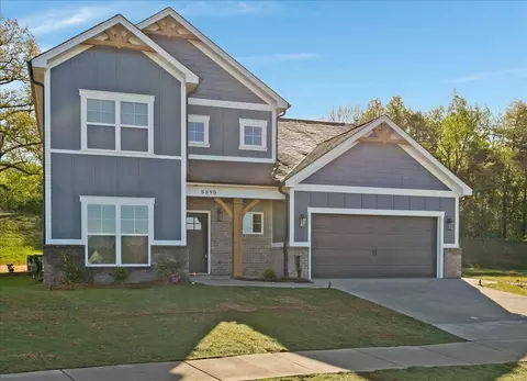 8890 Knolling Loop, Ooltewah, TN 37363
