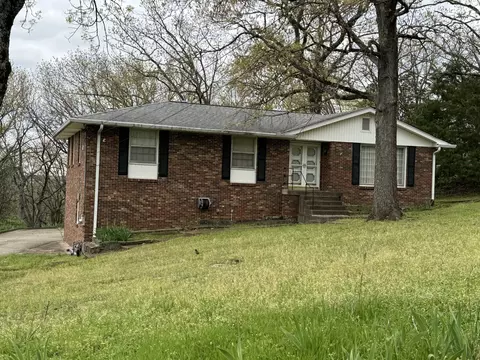 6462 Fleetwood Dr, Nashville, TN 37209