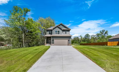 216 Dana Ct, Clarksville, TN 37043