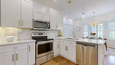 Kitchen - 845 E Benjamin Dr, Franklin, TN 37067 photo 2 of 3