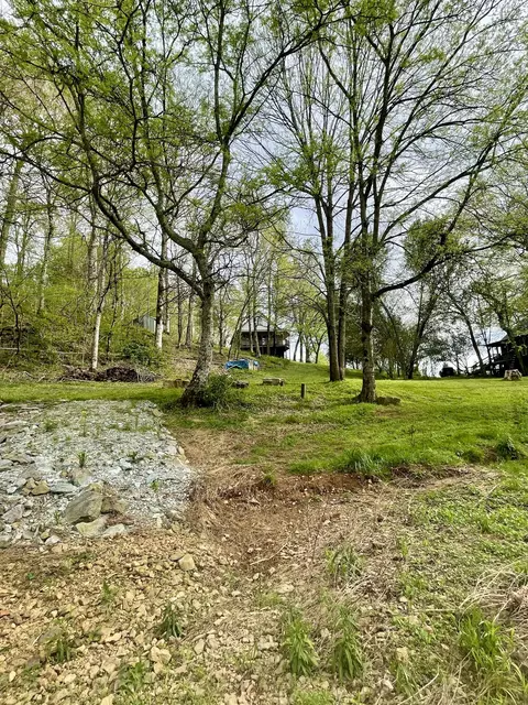 293 Hardin Loop, Westpoint, TN 38486 photo 8