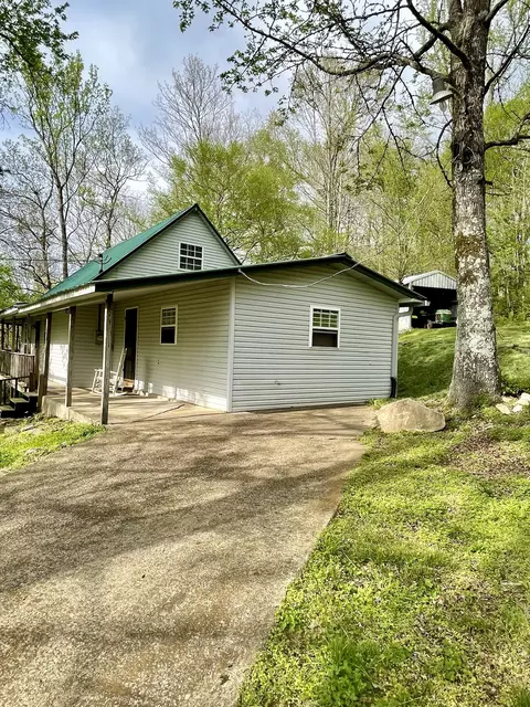 293 Hardin Loop, Westpoint, TN 38486 photo 12