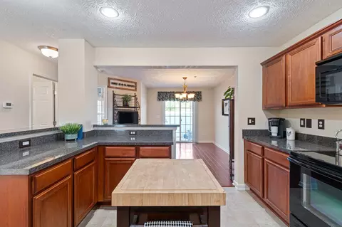 Kitchen - 3051 Soaring Eagle Way, Spring Hill, TN 37174 photo 7 of 9