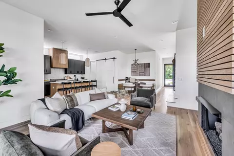 820 Kirkwood Ave # B, Nashville, TN 37204