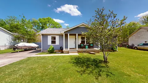 109 Chatham Ct, La Vergne, TN 37086