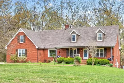 4813 Henry Gower Rd, Pleasant View, TN 37146