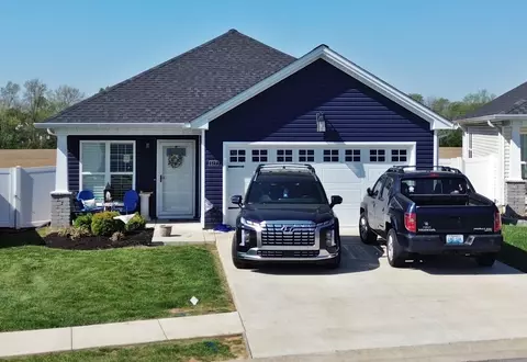 517 Justify Dr, Hopkinsville, KY 42240