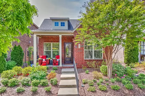 153 Ashcrest Pt, Hendersonville, TN 37075