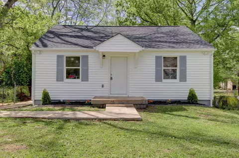 1218 Daniel St, Clarksville, TN 37040