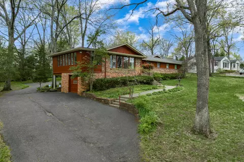 619 Royal Oaks Pl, Nashville, TN 37205