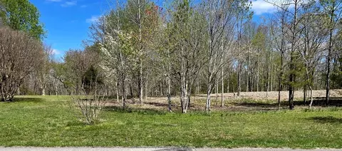 121 Quail Dr, Lawrenceburg, TN 38464
