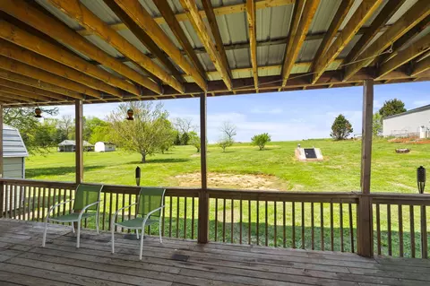 Exterior - 5958 Fred Perry Rd, Springfield, TN 37172 photo 5 of 13