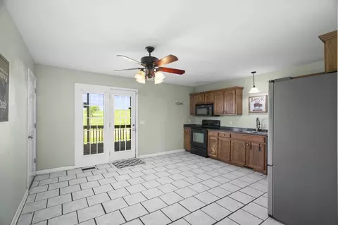Kitchen - 5958 Fred Perry Rd, Springfield, TN 37172 photo 1 of 3