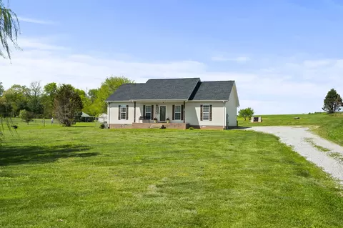 Exterior - 5958 Fred Perry Rd, Springfield, TN 37172 photo 3 of 13