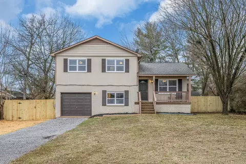 103 Grenadier Dr, Franklin, TN 37064