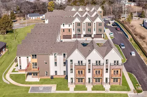 7341 Charlotte Pike #105, Nashville, TN 37209