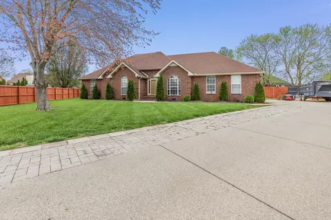 408 Sandi Ct, Smyrna, TN 37167
