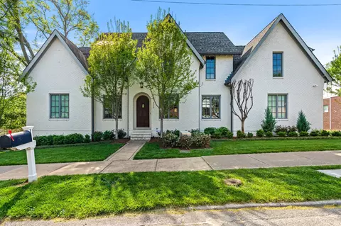 2219 29th Ave S, Nashville, TN 37212