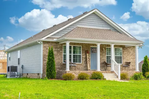 112 Tanesha Ct, Portland, TN 37148