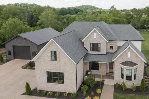 1814 Oak Point Way, Columbia, TN 38401