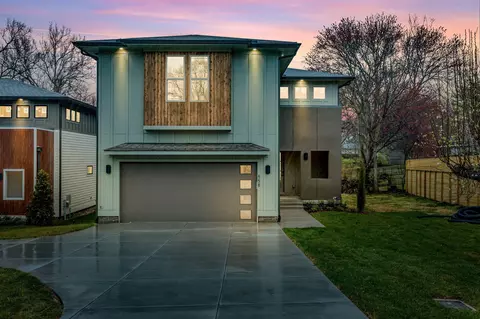 558 Highcrest Dr, Nashville, TN 37211