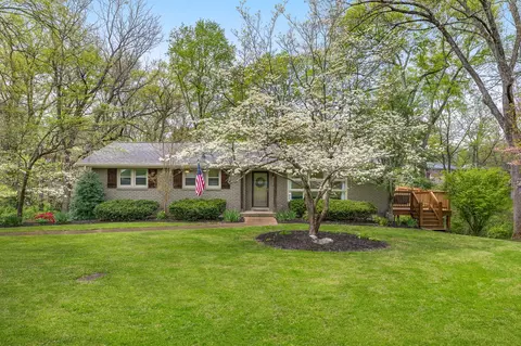 5125 Cochran Dr, Nashville, TN 37220