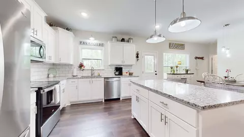 Kitchen - 22115 Highway 49 E, Springfield, TN 37172 photo 1 of 6