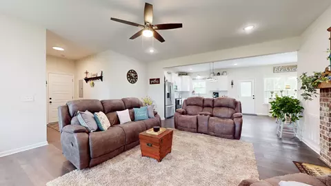 Living - 22115 Highway 49 E, Springfield, TN 37172 photo 4 of 6