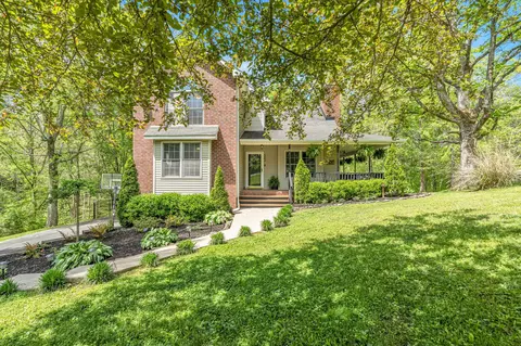 414 Maplewood Dr, Greenbrier, TN 37073
