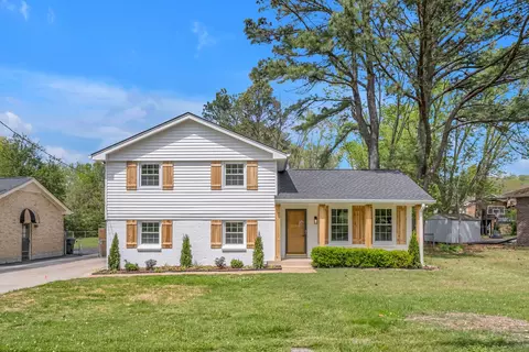 8025 Sawyer Brown Rd, Nashville, TN 37221
