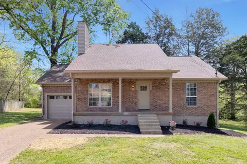 220 Chesterton Ct, Madison, TN 37115
