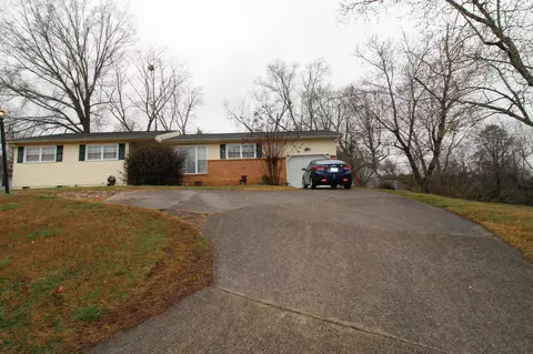 5742 Lyle Cir, Hixson, TN 37343