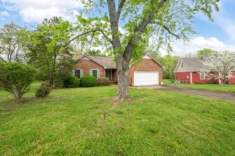 2514 Wellington Pl, Murfreesboro, TN 37128