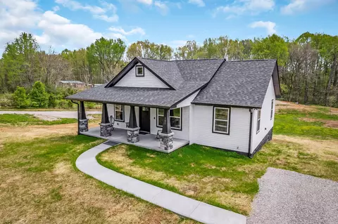 141 Sarah Dial Ln, Cookeville, TN 38506
