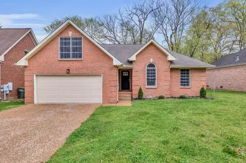 1345 Timber Valley Dr, Nashville, TN 37214