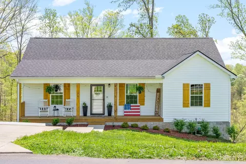 761 Skyview Dr, Ashland City, TN 37015