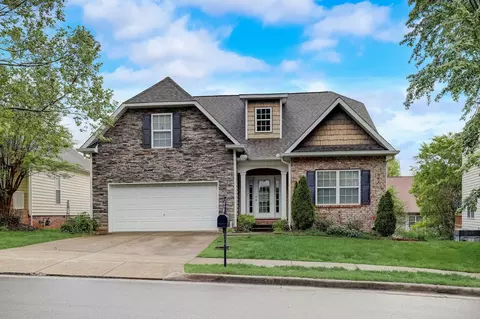 1745 Woodland Pointe Dr, Nashville, TN 37214