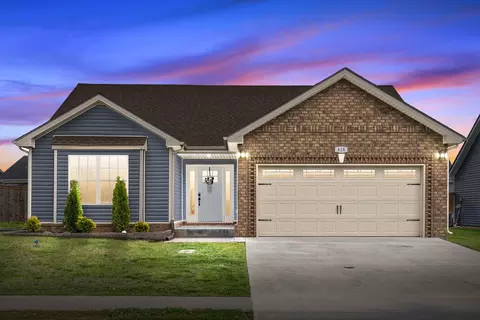 418 Irish Hills Dr, Clarksville, TN 37042