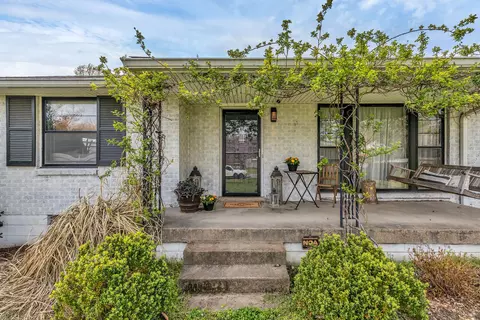 2609 Brittany Dr, Nashville, TN 37206