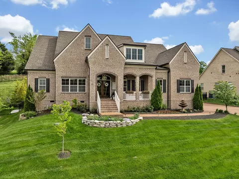 9329 Norwegian Red Dr, Nolensville, TN 37135
