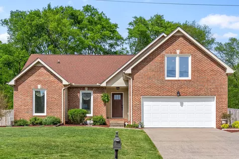 196 Cheshire Rd, Clarksville, TN 37043