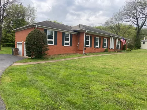 1205 Harding Pl, Nashville, TN 37215