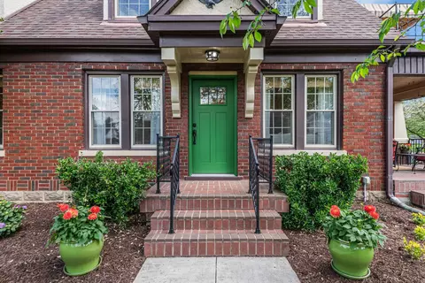 1137 Riverwood Dr, Nashville, TN 37216