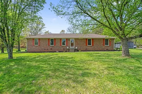2300 Raspberry Ln, Lebanon, TN 37087