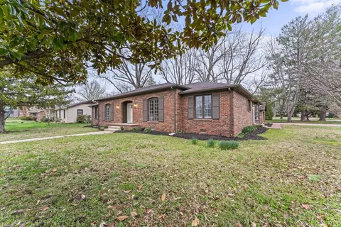 Exterior - 1710 Dover St, Murfreesboro, TN 37130 photo 2 of 4