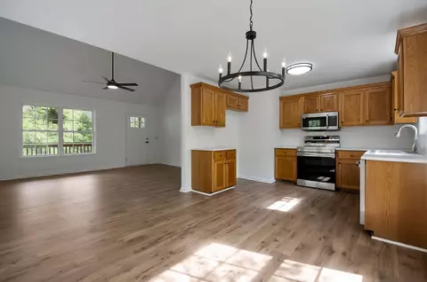 9122 Austin Ln, Lyles, TN 37098