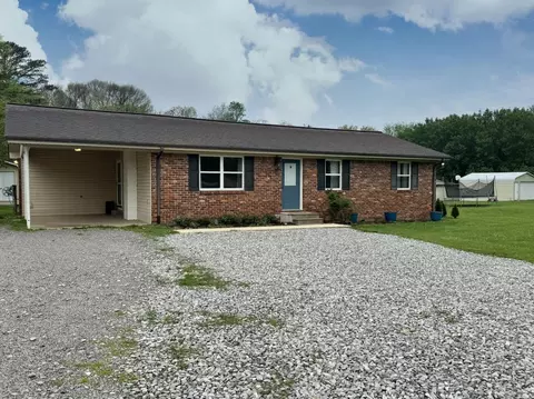 2202 Brayton Rd, Graysville, TN 37338