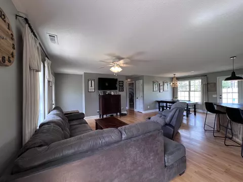 Living - 2953 Highway 43 S, Loretto, TN 38469 photo 2 of 2
