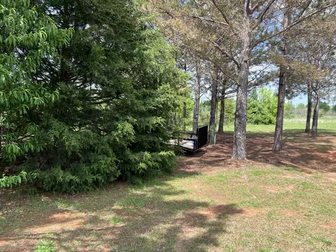 Exterior - 2953 Highway 43 S, Loretto, TN 38469 photo 17 of 25