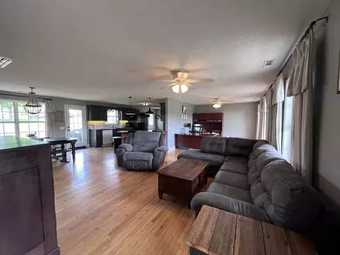 Living - 2953 Highway 43 S, Loretto, TN 38469 photo 1 of 2